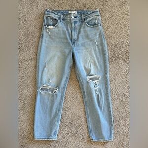 Abercrombie & Fitch The Mom High Rise Jeans